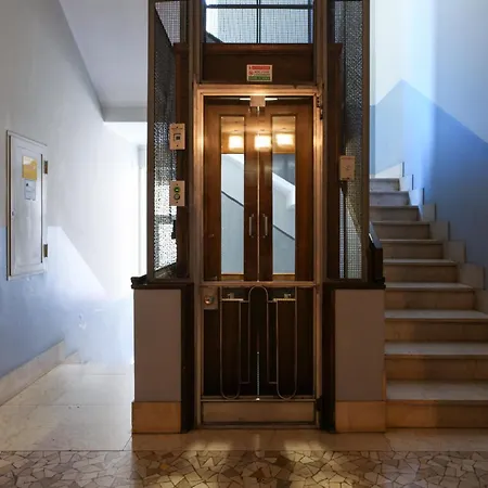 Primopiano - Jenner Apartman Milánó