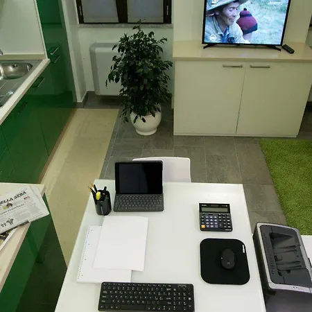 Versoverde Alzaia Naviglio Grande 4*