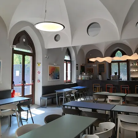 Babila & Bistrot Hostal