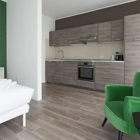 Italianway Easy - Poma Apartmán