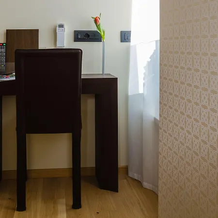 Ah - Fashion District Πανσιόν 4*