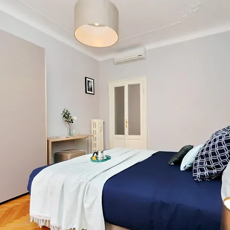 Altido Austere Elegance Apartment *