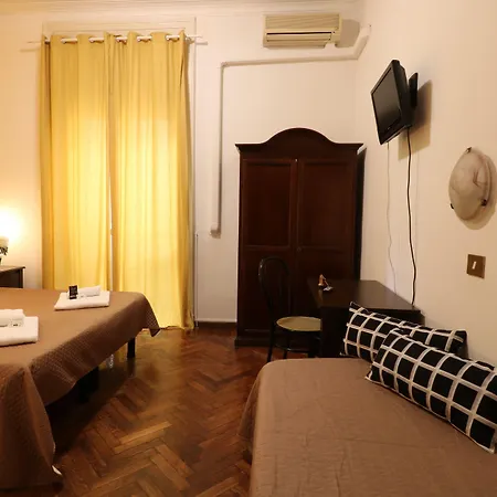 Carlo Goldoni Отель