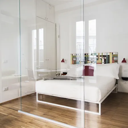 Apartament Brera In Center Mediolan