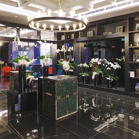 Palazzo Cornalia Milan