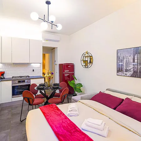 شقة Elegance 10 Min To Duomo & Station *