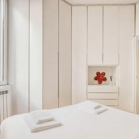 Modern 1 Bedroom Near Gae Aulenti