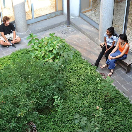 Ostellolinda Hostel *