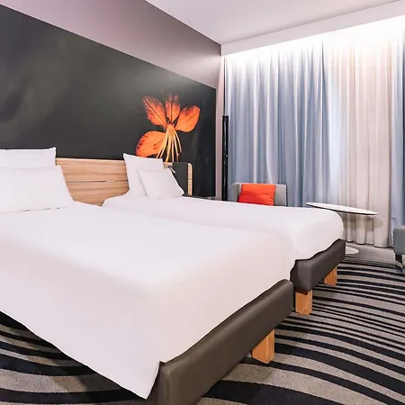 Novotel Linate Aeroporto מלון 4*