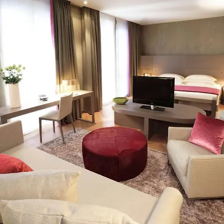 Szálloda Rosa Grand - Starhotels Collezione Milánó