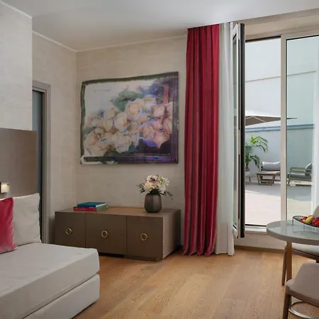 Hotel Rosa Grand - Starhotels Collezione 4*