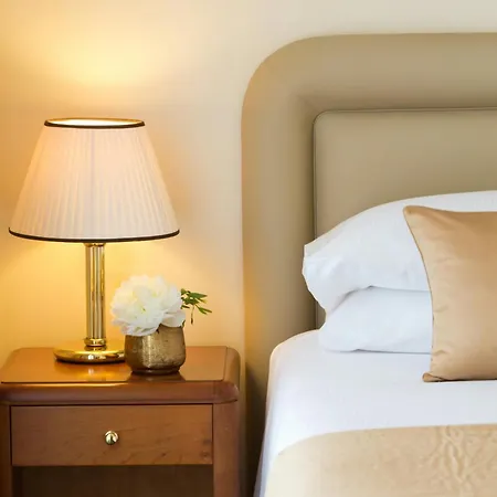 Ξενοδοχείο Starhotels Business Palace 4*