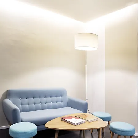 Alojamento de Acomodação e Pequeno-almoço Bc Maison Bed&cafe