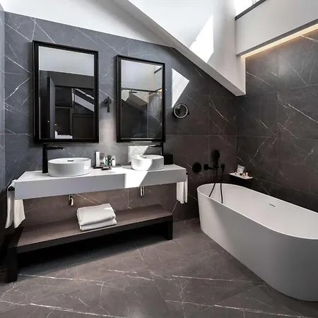 Radisson Collection Hotel, Palazzo Touring Club Milano