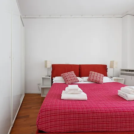 Corso Lodi Courtyard דירה מילאנו