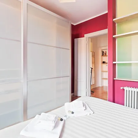 Guesthost - Corso Buenos Aires Colourful Flat * Μιλάνο