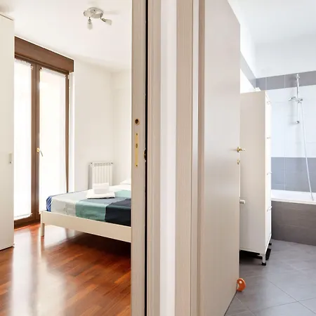 Appartement Guesthost - Corsica Huge Terrace Flats Milan