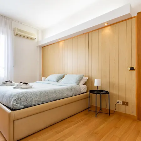 The Metropolitan Cozy Near Duomo + Wifi Apartment *