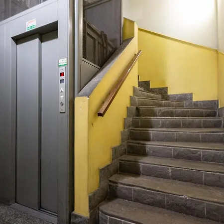 Apartment The Metropolitan Cozy Near Duomo + Wifi *