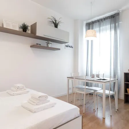 Italianway Easy - Ampere 103 Apartamento *
