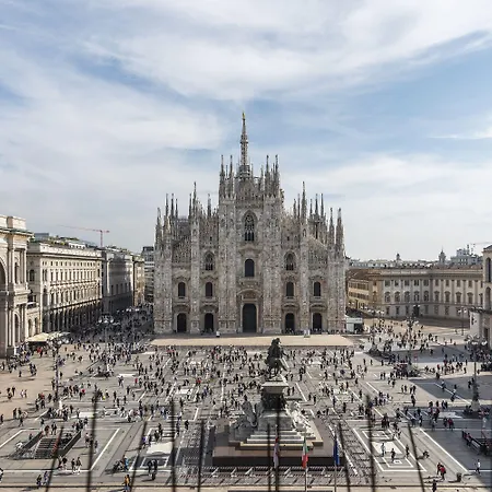 Easyhomes Duomo View Appartement