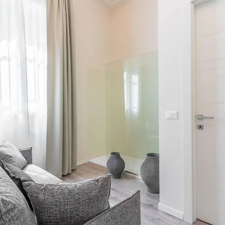 Meneghina Foresteria Lombarda Pensionat Milano