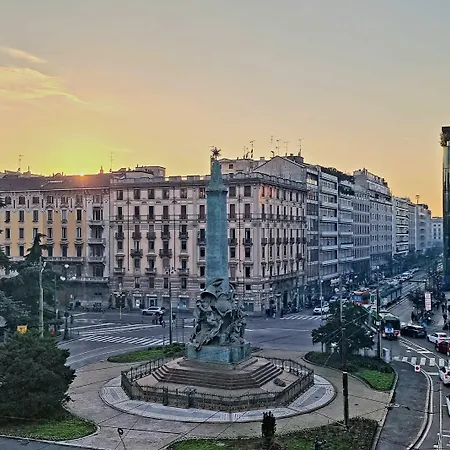 Casa Storica Piazza 5 Giornate 4* Milan