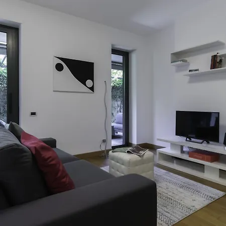 Italianway - Traiano 33 C * Milano