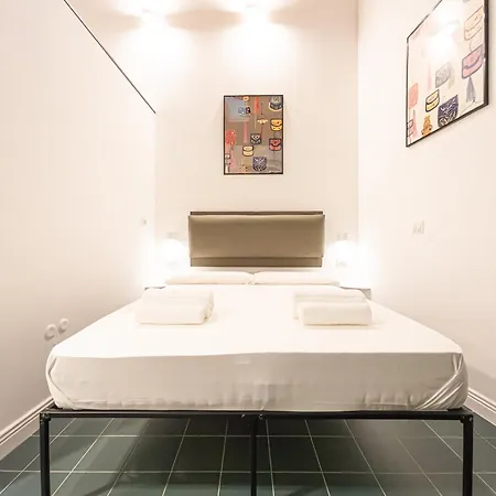 Rrrapido In Brera - Via Mercato ミラノ