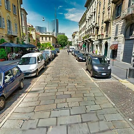Brera Center - Tube Airport And Train Garibaldi Fs - Speed Spring Vibe - Taxi-no-need Апартаменты *