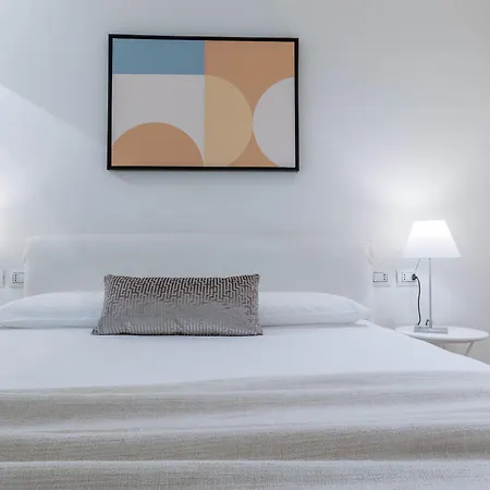 Joivy Fulcorina * Milan