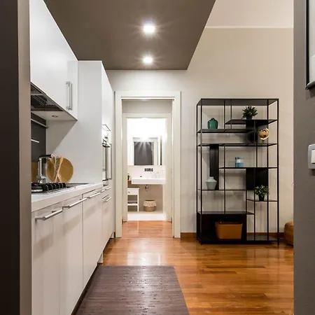 Апартаменты Joivy Elegant 1 Bedroom In Front Of The Sforzesco Castle *