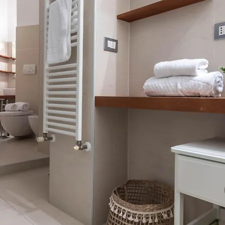 Joivy Elegant 1 Bedroom In Front Of The Sforzesco Castle * Милан