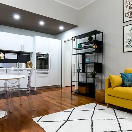 Joivy Elegant 1 Bedroom In Front Of The Sforzesco Castle Милан