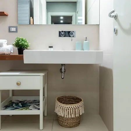 Апартаменты Joivy Elegant 1 Bedroom In Front Of The Sforzesco Castle Милан