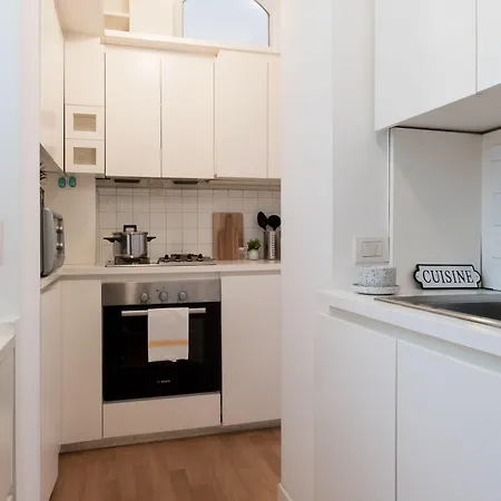 Joivy Lovely Flat For 5 Close To Sforzesco Castle Milan