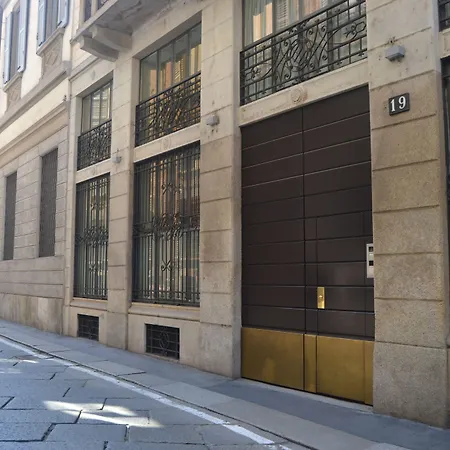 Apartment Joivy Fulcorina Milan