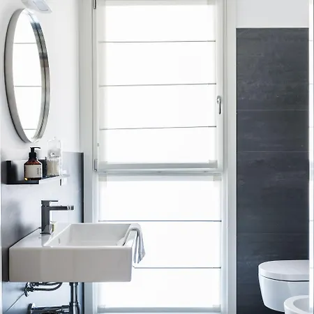 Lägenhet Joivy Stylish 1-bedroom Flat Milano