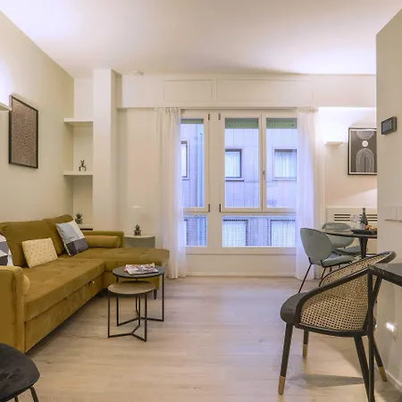 Repubblica I-hosted By Sweetstay Milano