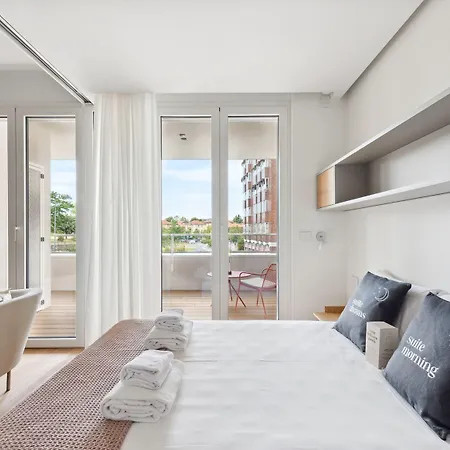 Limehome Via Stresa Apartamento *