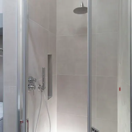 Italianway Easy - Commenda 35 Apartament *