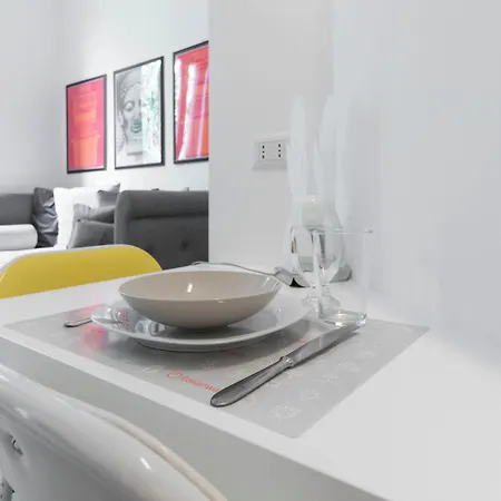 Appartamento Italianway Easy - Raffaello Sanzio 17 *
