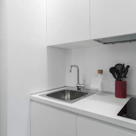 Italianway Easy - Raffaello Sanzio 17 * Milano