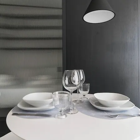 Italianway Easy - Poma 61 B Apartamento