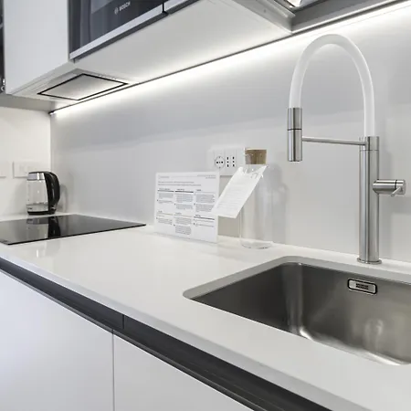 Italianway - Stresa 22 C מילאנו