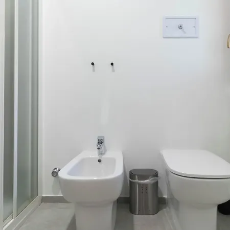 Italianway - Ausonio 6 * Milan