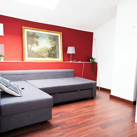 Hosting Dreams Attics - Duomo Apartman Milánó