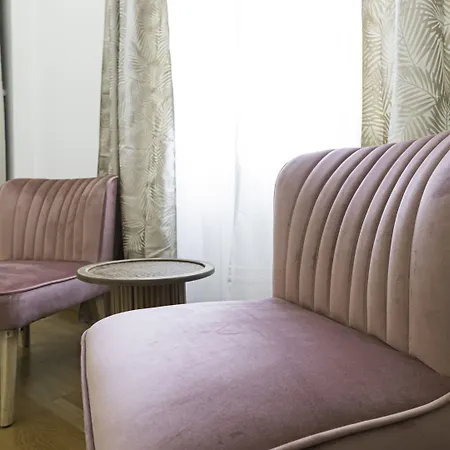 아파트 Italianway Comfort - Confalonieri 11 *