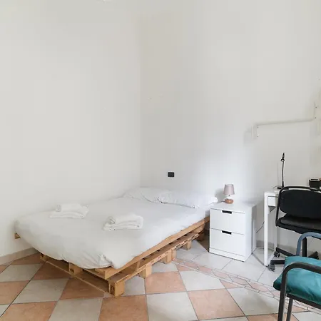 Апартаменты Guesthost - Comfy Nest In South