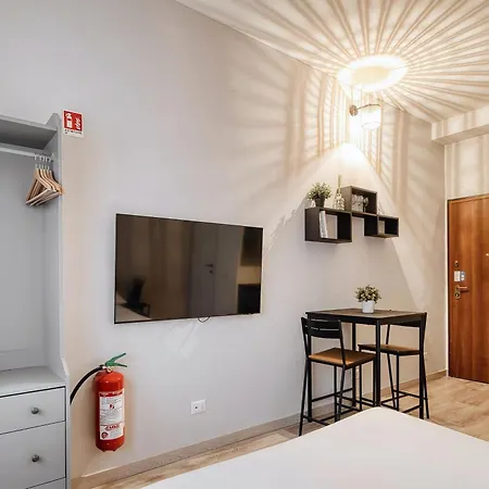 Daire Hostmate - - Pallanza *